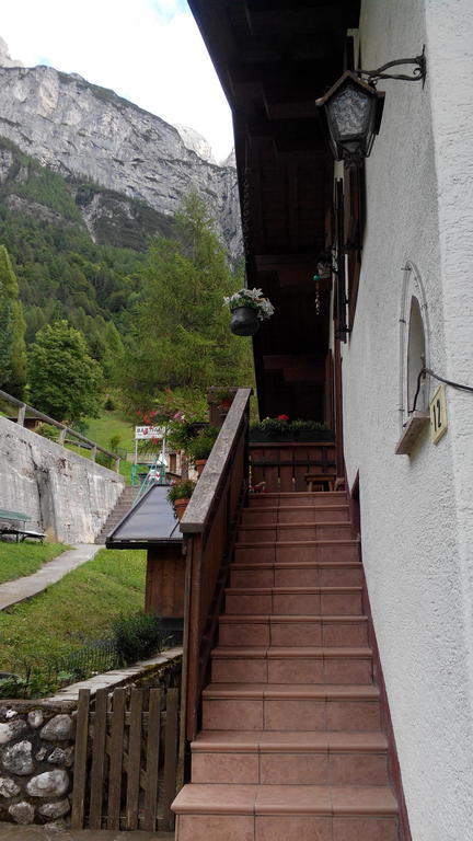 Casa Alpina Villa Cencenighe Buitenkant foto
