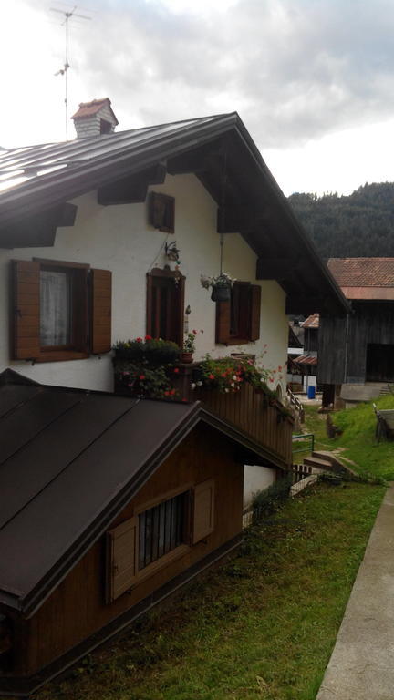 Casa Alpina Villa Cencenighe Buitenkant foto